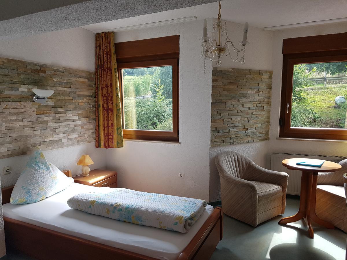 Hotel Zur Engelsburg Hausen-Wied المظهر الخارجي الصورة