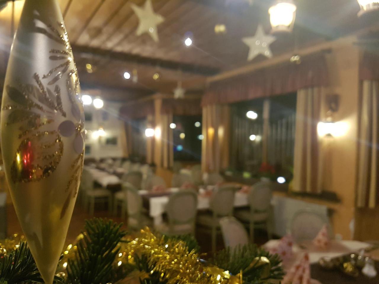 Hotel Zur Engelsburg Hausen-Wied المظهر الخارجي الصورة